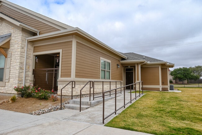 Building Photo - Guadalupe Villas