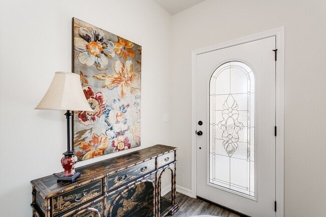 Building Photo - 2/2/2 Patio Home In a Small Picturesque Ga...