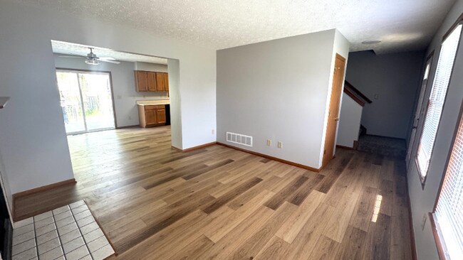 Foto del edificio - 4348 Shady Meadows Dr