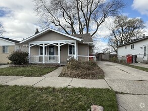 Building Photo - 28219 Felician St