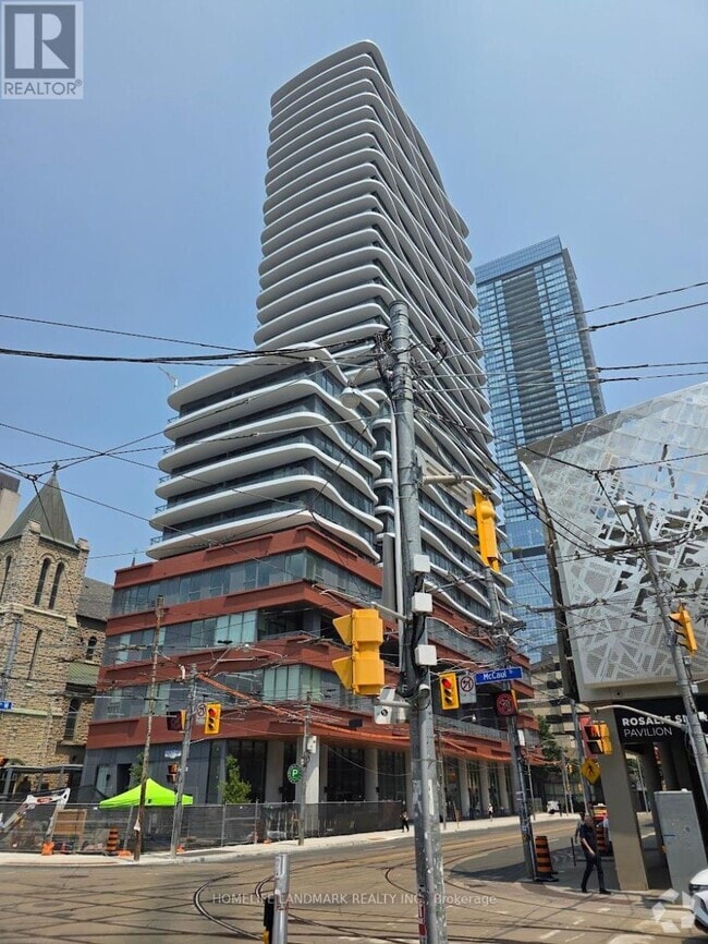 Building Photo - 280-1280 Dundas St W