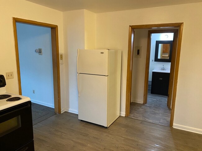 Building Photo - 5739 Marble Ave