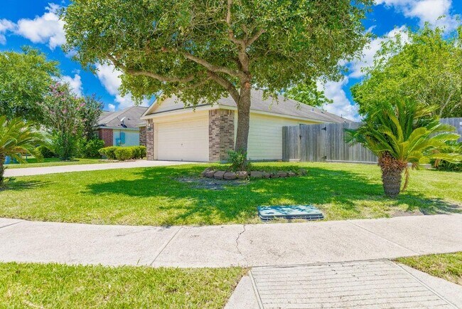 Building Photo - 9514 Amberjack Dr