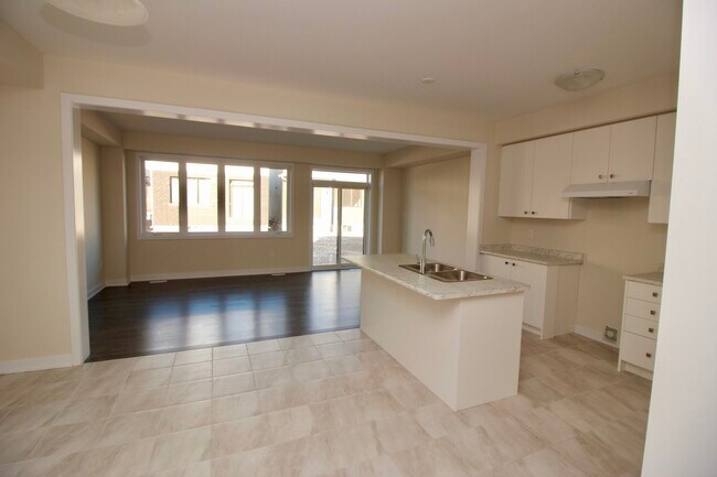 Building Photo - 58 Stern Dr