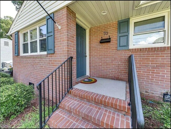 Foto del edificio - 3 bedroom /2 bathroom- Deer Park Grove