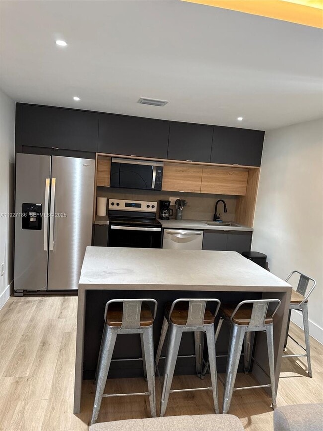 Foto del edificio - 1716 SW 11th St