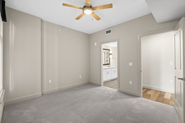 Foto del edificio - 2511 Willowick Rd