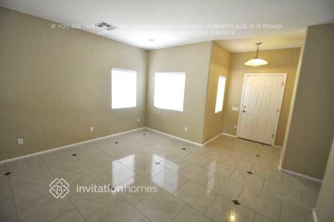 Foto del edificio - 17272 W Marshall Ln