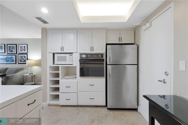 Foto del edificio - 3800 Galt Ocean Dr