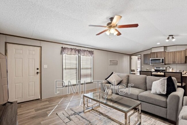 Foto del edificio - 119 Sugar Maple Ln