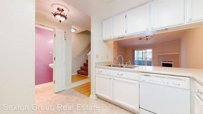 Building Photo - 2 br, 1.5 bath House - 441 Eastgate Ln 441...