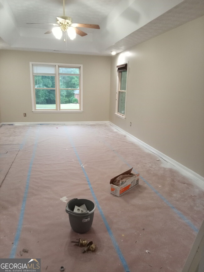 Building Photo - 3213 Southridge