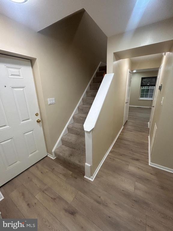 Building Photo - 9142 Lambskin Ln