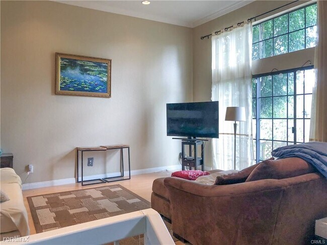 Building Photo - 2 br, 3 bath Condo - 3 Sunshine # 36