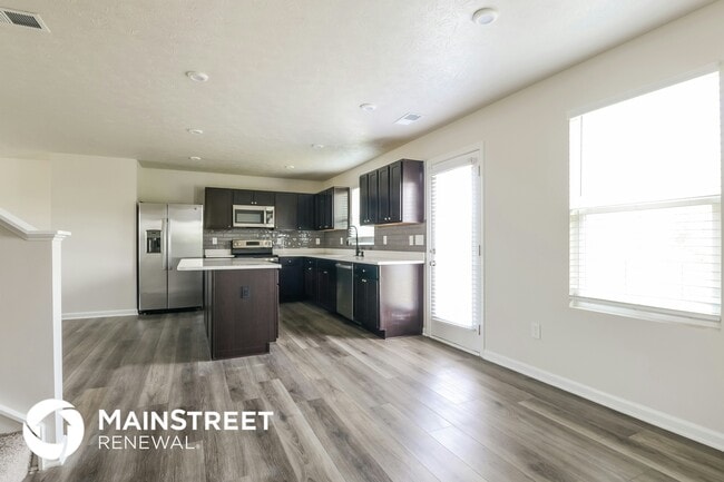 Building Photo - 13777 N Rising Sun Cir E