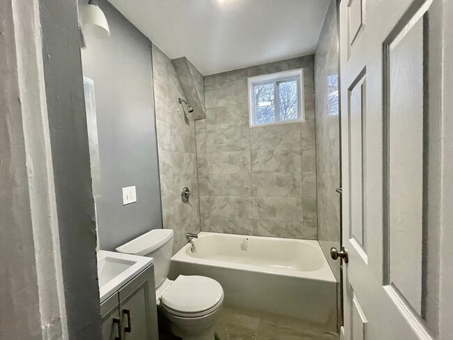 Building Photo - 26 Almont St