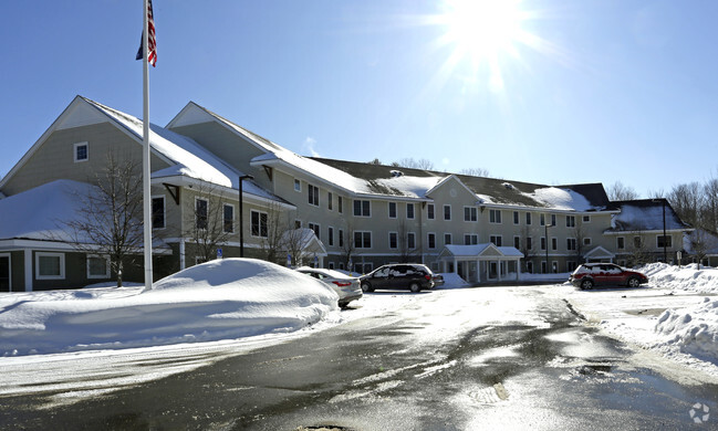 Foto del edificio - Creekside Village Senior Housing