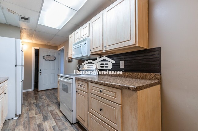 Building Photo - 16208 Speaker Ave