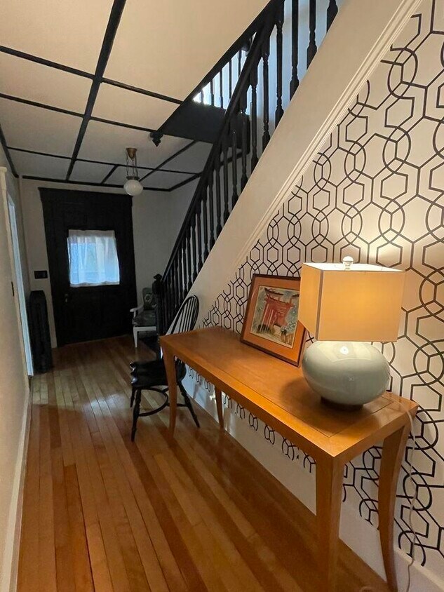 23 West St, Concord, NH 03301 Apartment for Rent in Concord, NH