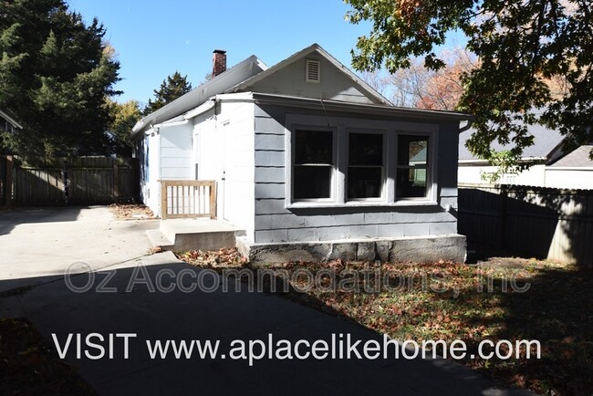 Building Photo - 1529 S Harvard Ave