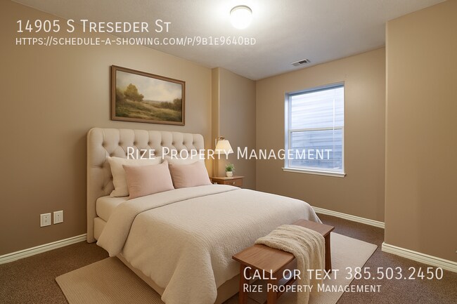 Photo - 14905 Treseder St House