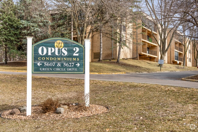 Building Photo - Opus Condominiums