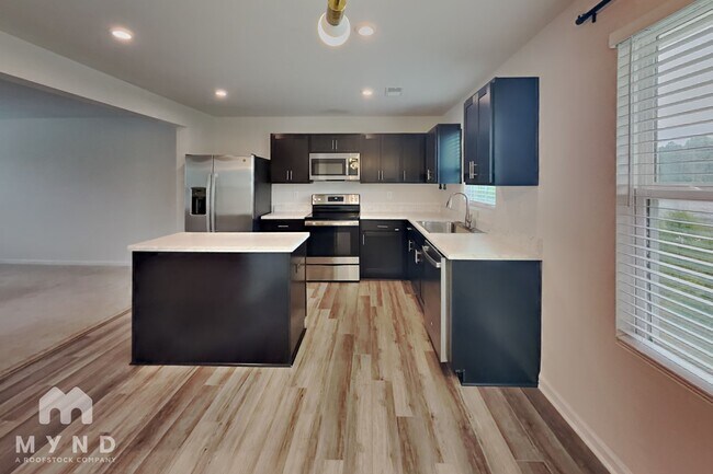 Building Photo - 2409 Fathom Wy