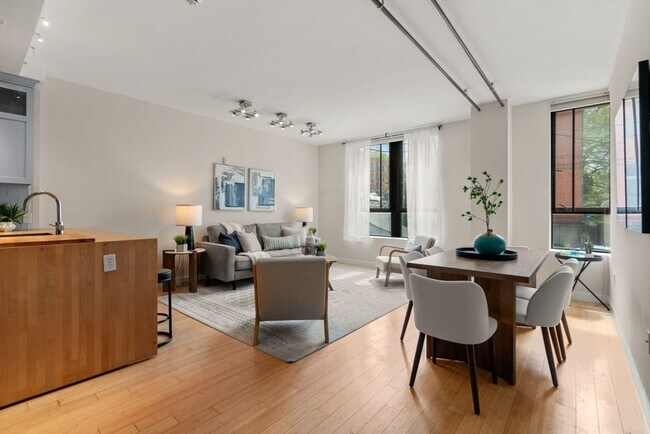 Foto del edificio - 251 Heath St