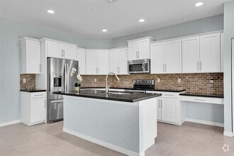 Building Photo - 7162 Prudencia Dr