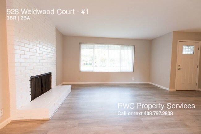 Foto del edificio - 928 Weldwood Ct