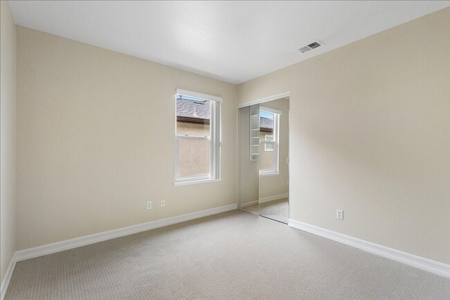 Building Photo - 3 Cerruti Ct
