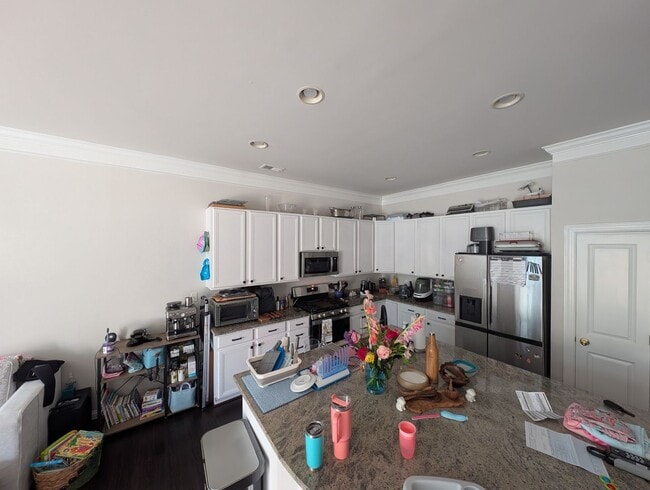 Photo - END UNIT STUNNER! Townhome