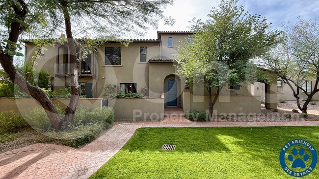 Foto del edificio - 18650 N Thompson Peak Pkwy