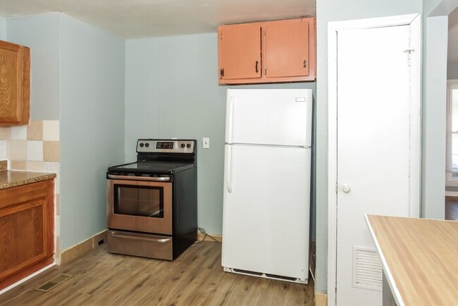 Foto del edificio - 2105 Medaris Rd NW