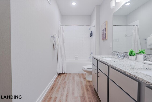 Building Photo - 2331 Commerce Park Dr NE