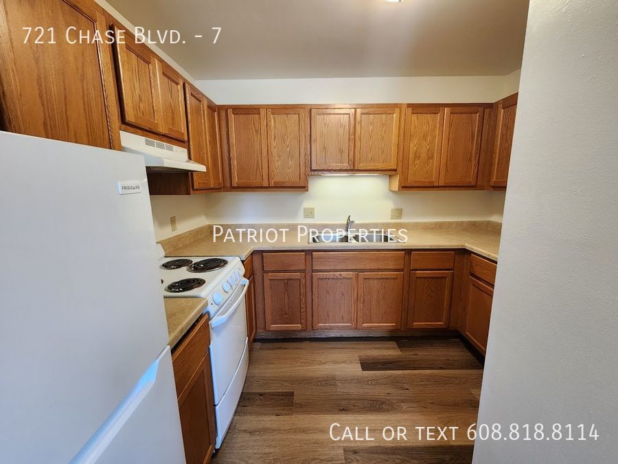 Foto principal - 721 Chase Blvd