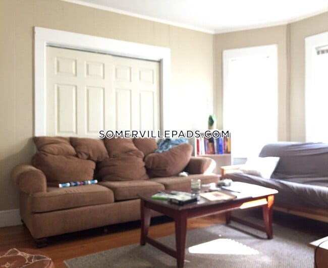 Building Photo - 248 Powder House Blvd