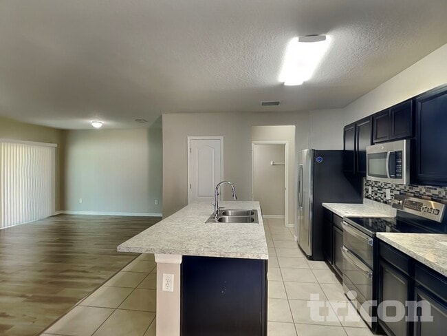 Building Photo - 14414 Haddon Mist Dr