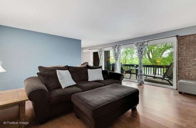 Front room - 5503 Lakeside Dr