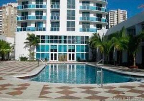 Foto del edificio - 1945 S Ocean Dr