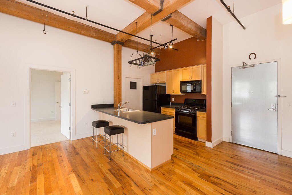 Foto principal - 589 Essex St