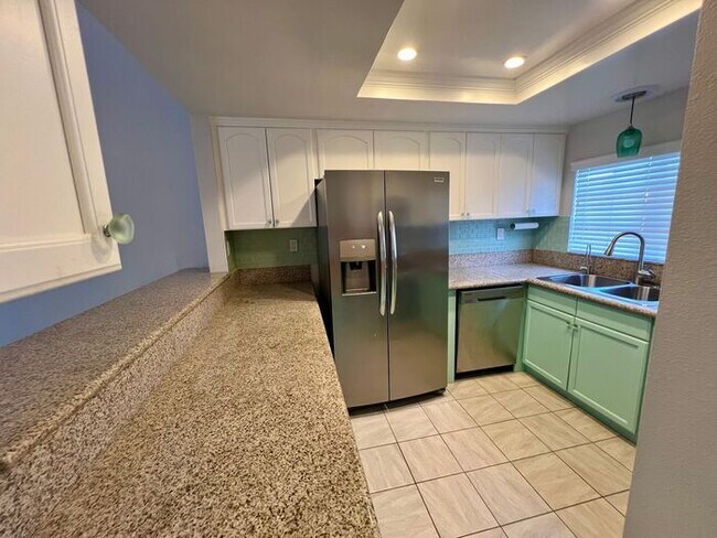 Foto del edificio - Beautiful 3-Bedroom Condo in Villas at Cal...