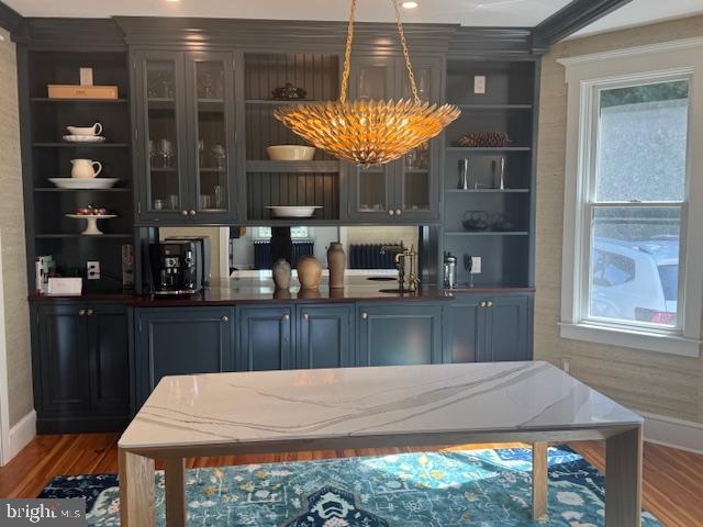 Building Photo - 214 W Redman Ave