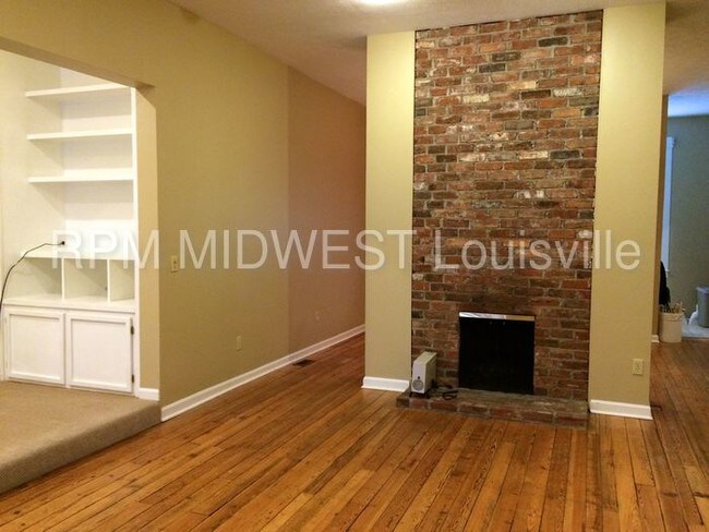 Building Photo - 1106 Saint Paul Pl
