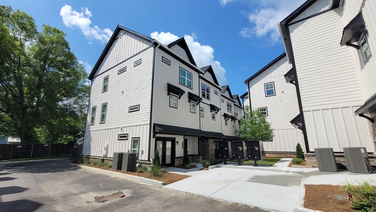 NEW BUILD DELUXE CONDO IN WEST MIDTOWN ATLANTA - NEW BUILD DELUXE CONDO IN WEST MIDTOWN ATLANTA