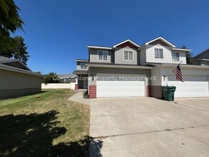 Building Photo - 6405 W Trestle St