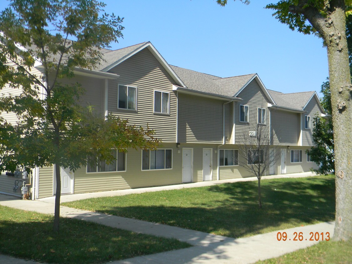 Primary Photo - 2211 Walnut St