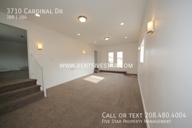 Foto del edificio - 3710 Cardinal Dr