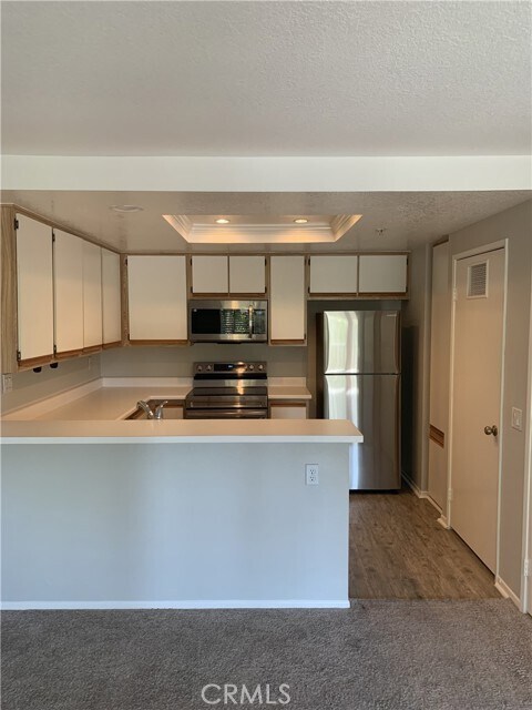 Building Photo - 2800 Keller Dr