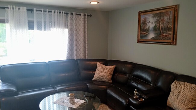 Foto del edificio - 29 Cedarwood Ct